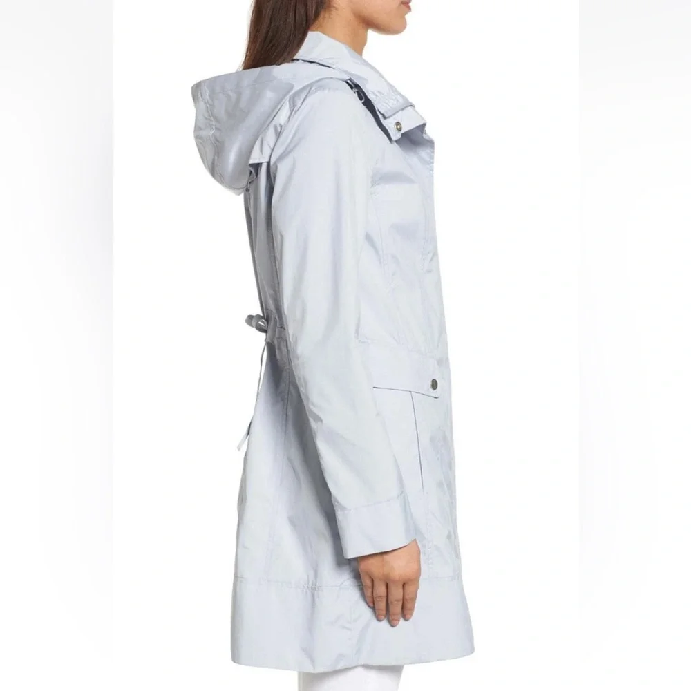 Cole Haan Bow Back Packable Hooded Raincoat Blue XL